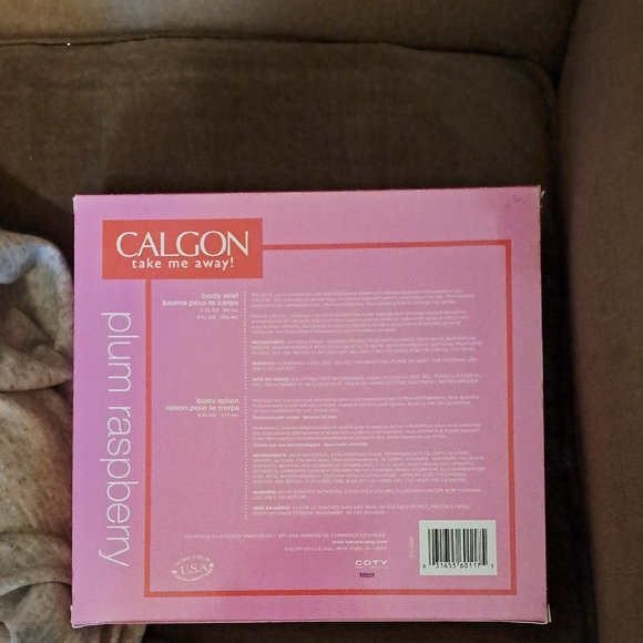 Plum Raspberry Bath & Body Set - Picture 3 of 4